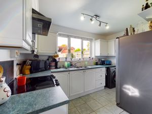 Kitchen- click for photo gallery